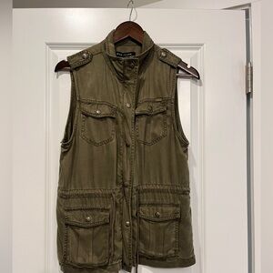 Super Cute Max Jeans Olive Green Vest Jacket Size Small